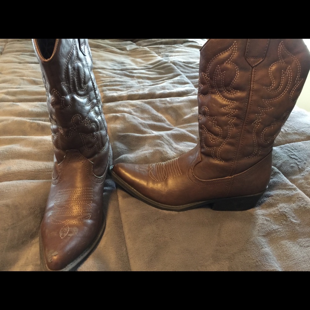 Steve Madden boots
